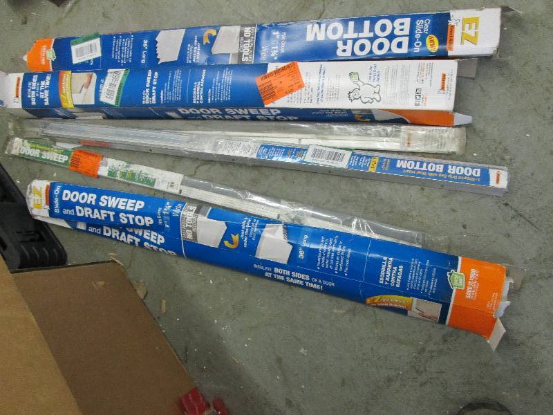 Lot of 6 Door Bottoms & Sweeps...