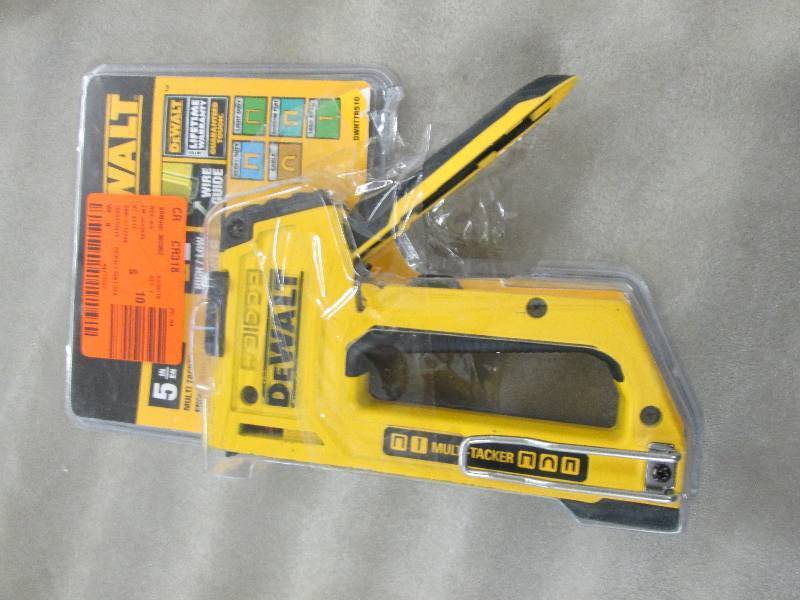 Dewalt 5 in 1 Multi-Tacker Stapler ...