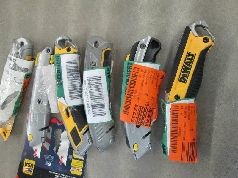 Lot of 6 Assorted Utility Knives...
