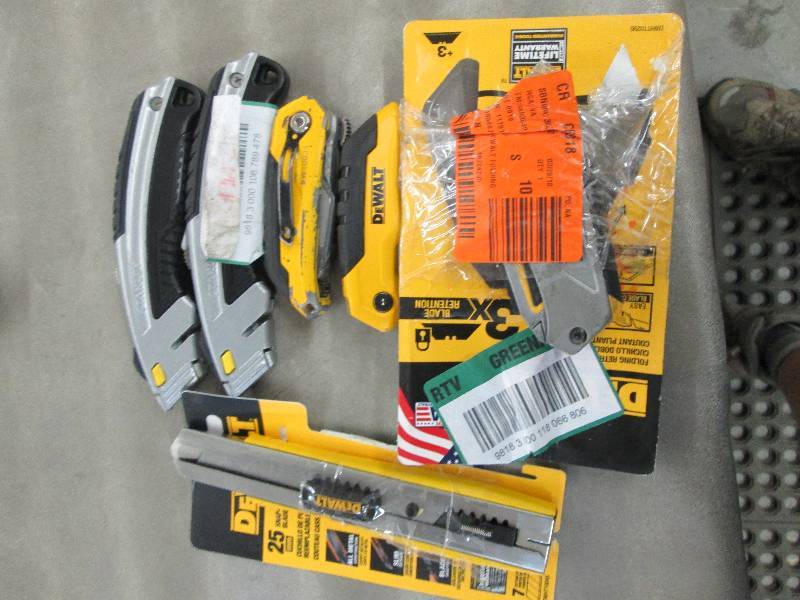Lot of 6 Assorted Utility Knives...