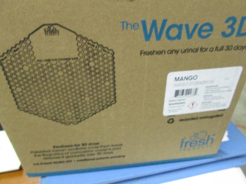 Wave 3D Urinal Deodorizer Mango Ret...