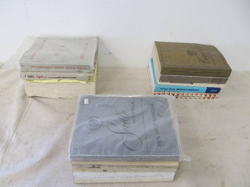 lot 27 image: Lot of Vintage Auto Shop Repair Manuals
