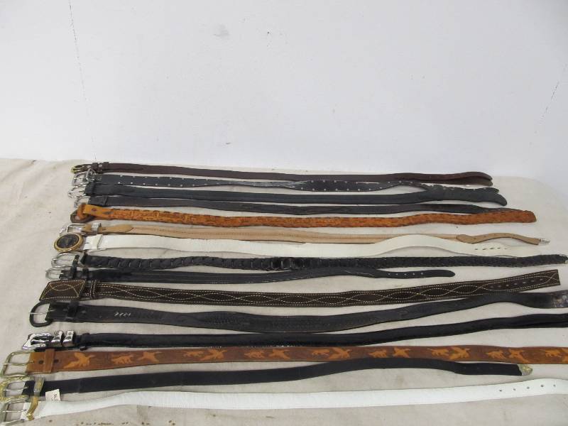 lot 54 image: Large Lot of Mens Leather Belts