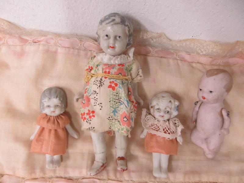 lot 63 image: Group of Old Vintage Jointed Bisque Head Dolls