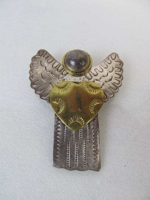 lot 68 image: Large Vintage Sterling Silver Angel wHeart BroochPendant