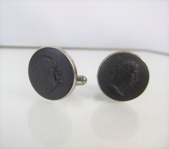lot 70 image: Vintage Signed WEDGWOOD Sterling Silver Roman Cufflinks