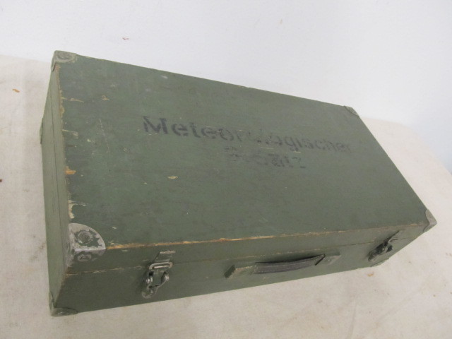 lot 139 image: Vintage German Meteorology Equipment wCase