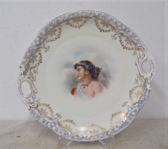 lot 164 image: Antique Victorian Porcelain Portrait Plate