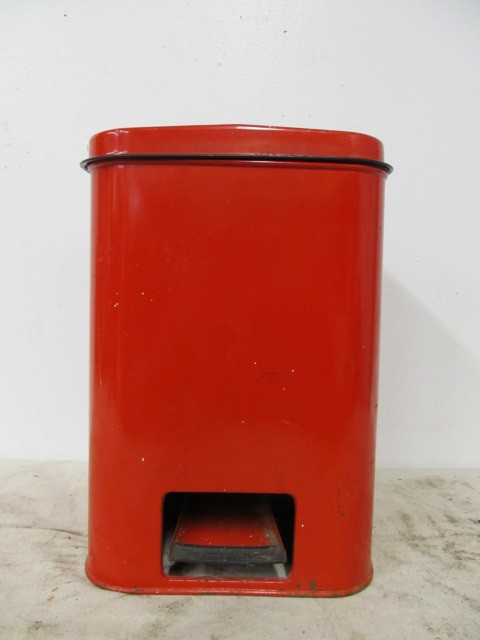 lot 170 image: Vintage Red Industrial Foot Pedal Trash Can