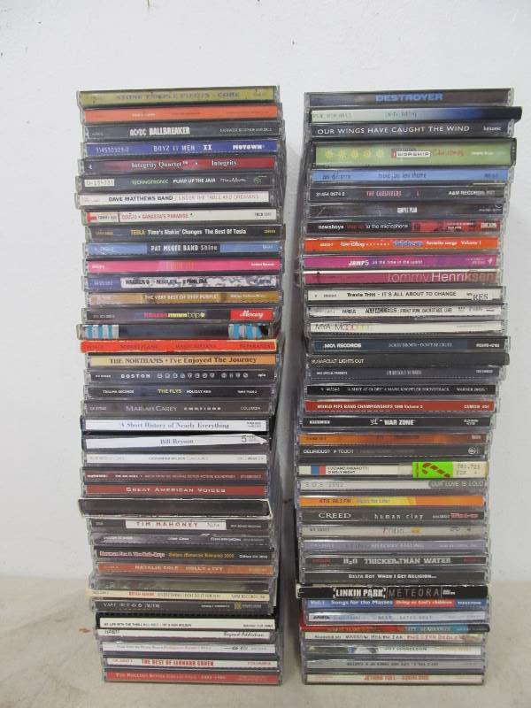 lot 183 image: Large Lot of Mixed Genre CDs