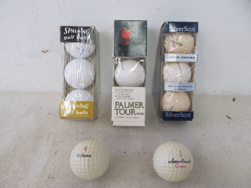 lot 197 image: Large Lot of Mostly NOS Vintage Golf Balls