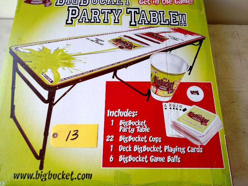 lot 13 image: Big Bucket Folding Party Table, New...