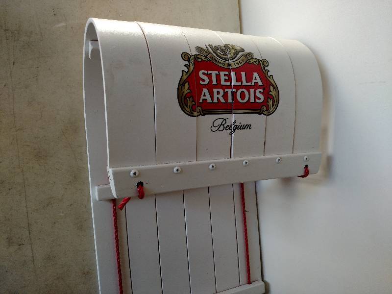 lot 56 image: Stella Artois 6 Toboggan...