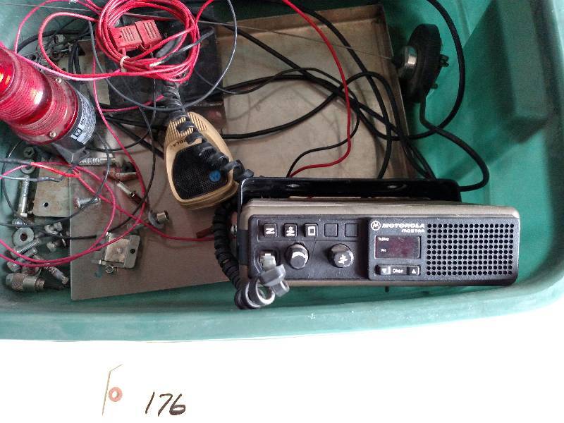 lot 176 image: Motorola Mostar Radio, Flashing Lig...
