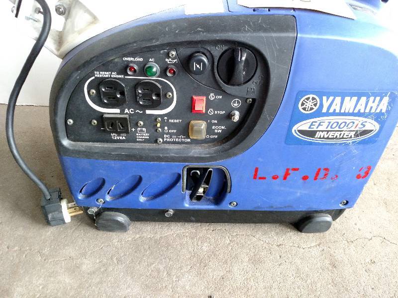 lot 198 image: Yamaha EF 1000is Inverter Generator...