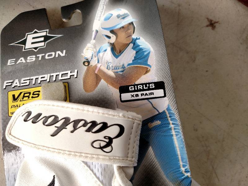 lot 313 image: Softball Glove, Batting Gloves, & (...