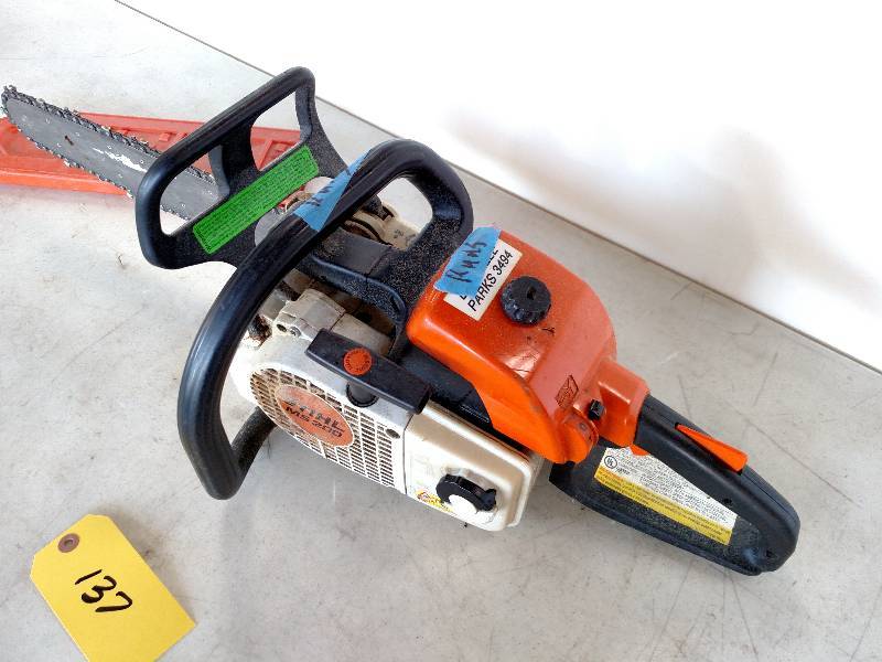 lot 137 image: Stihl MS200 14 Chainsaw, Works...