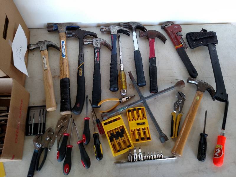lot 149 image: Asstd Tools...
