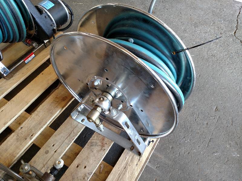lot 164 image: Nordic 12 Volt Electric Hydraulic H...