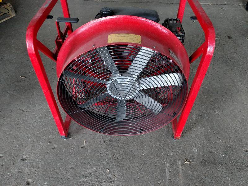lot 165 image: Super Vac Model 72G4T, 6 hp, Works...