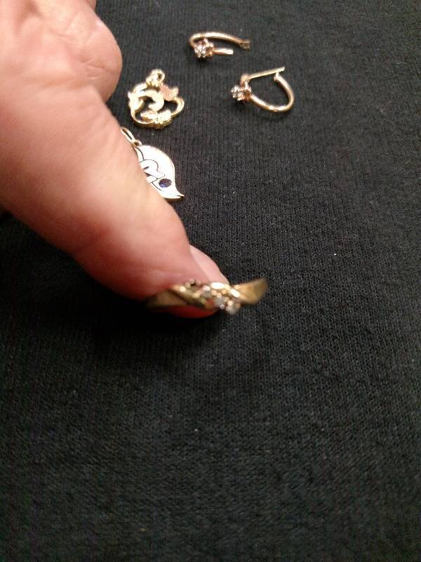 lot 344 image: Asstd 10 Karat Jewelry, Some Damag...