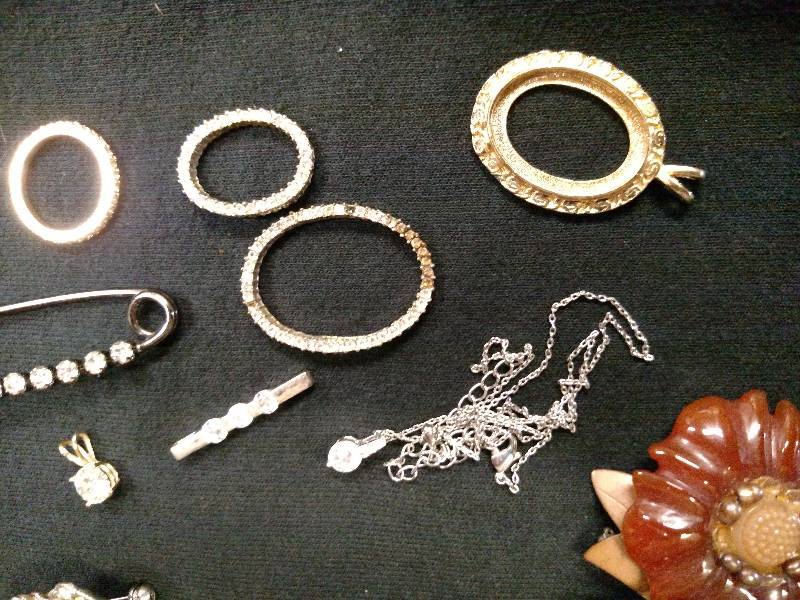 lot 353 image: Asstd Jewelry...