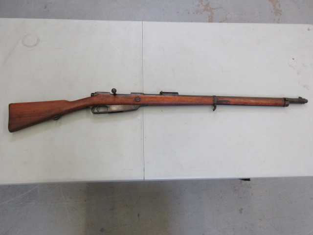 lot 602 image: GEWEHR 88 ANTIQUE GERMAN MILITARY RIFLE