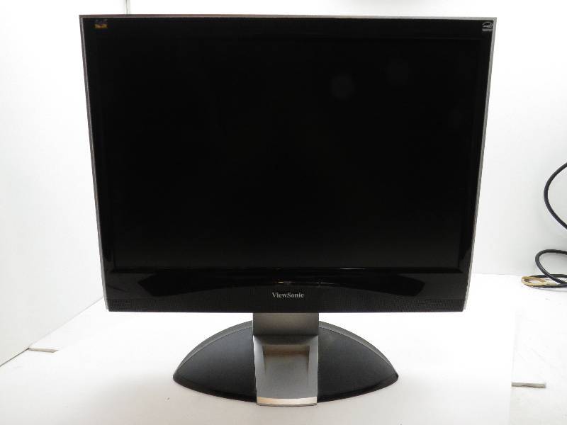 lot 18 image: VIEW SONIC LCD MONITOR 19