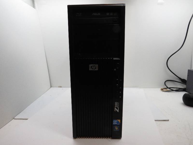lot 30 image: HP Z200 WORK STATION DESKTOP COMPUTER