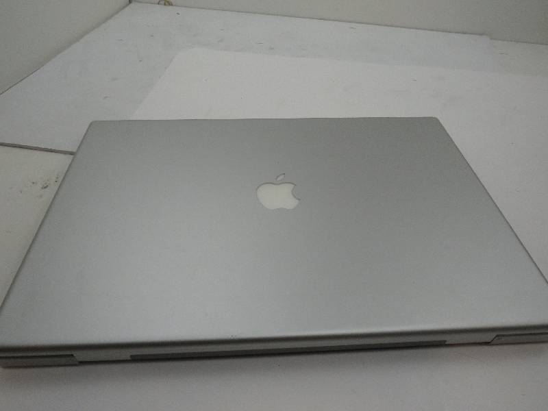 lot 35 image: APPLE MacBook Pro EARLY 2008