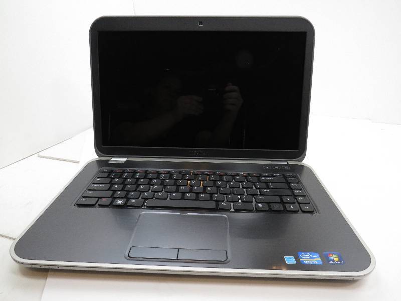 lot 40 image: DELL INSPIRON 5520 LAPTOP COMPUTER