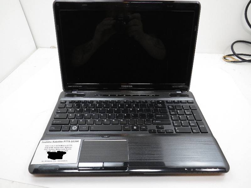 lot 44 image: TOSHIBA SATELLITE P775-S5390 LAPTOP COMPUTER