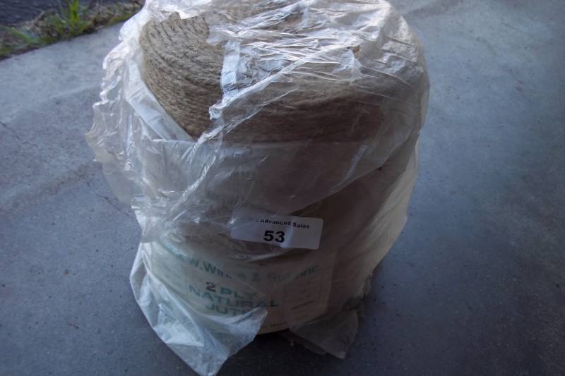lot 53 image: 2600 Jute 2 Ply rope