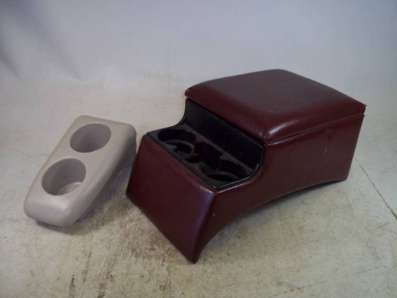 lot 67 image: Pair of Beverage Holders