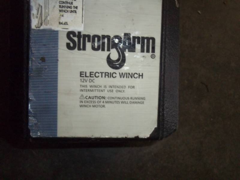 lot 100 image: Strong Arm Electric Winch 12V