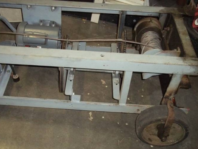 lot 78 image: Portable Heavy Duty Winch 110v System for removing docks or lifts or anything heavy you need moved