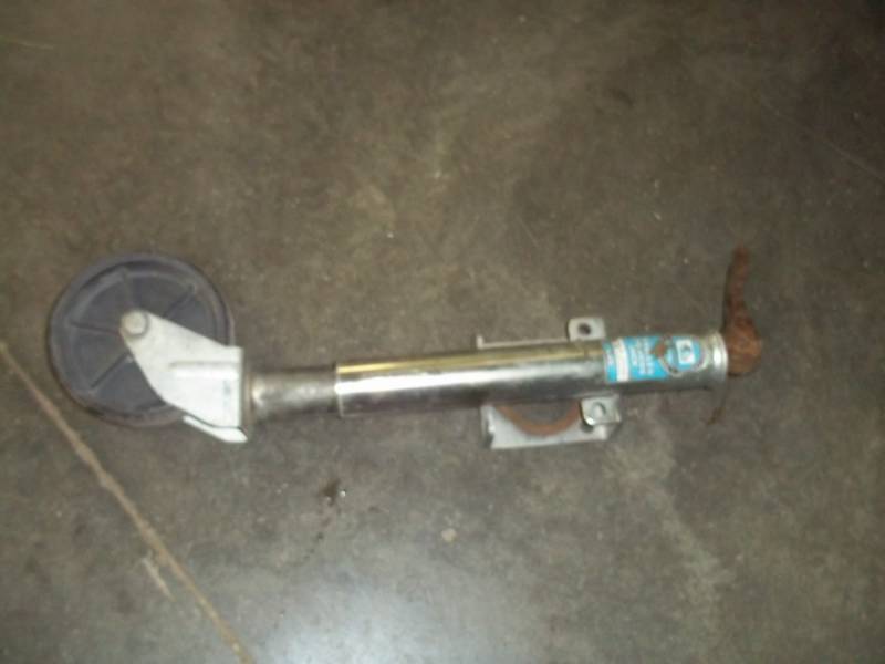 lot 84 image: Trailer Jack