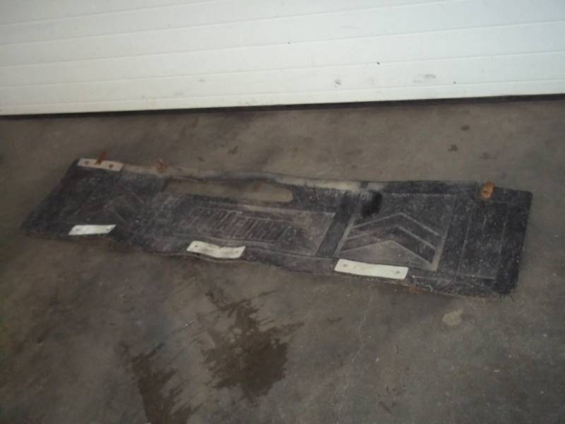 lot 95 image: Truck Mud Flap