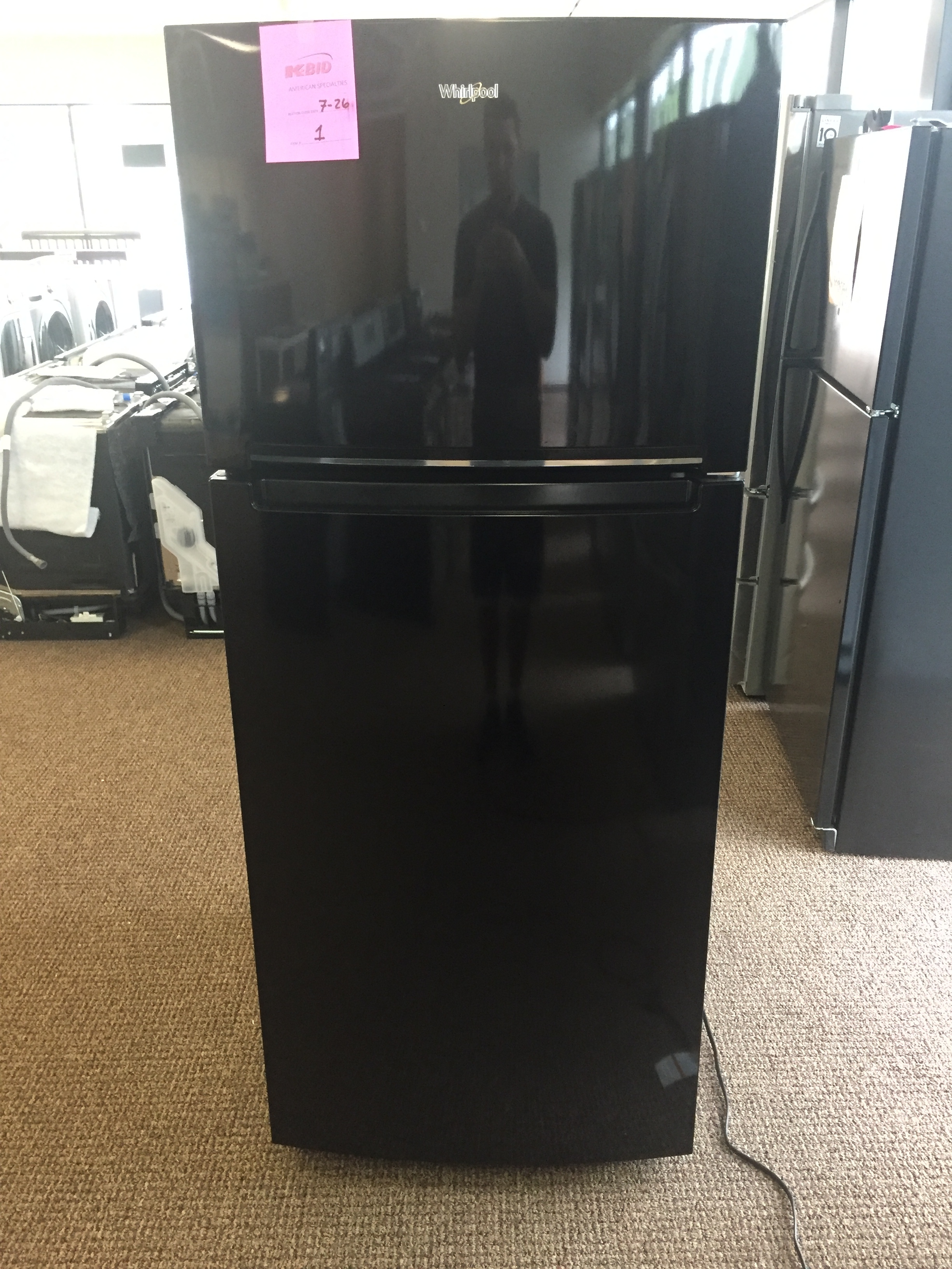 whirlpool 17.6 cubic foot refrigerator