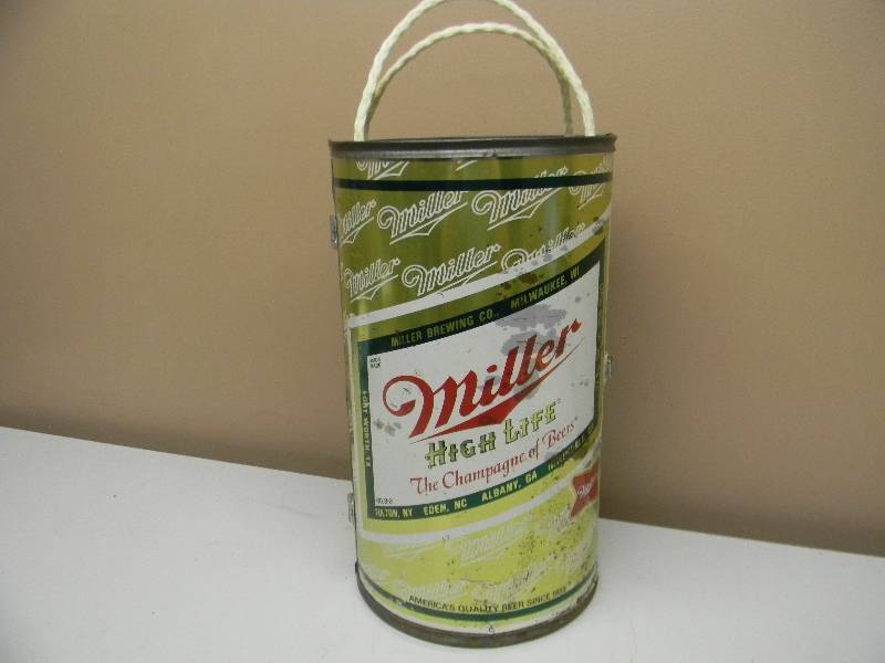 lot 35 image: VINTAGE MILLER HIGH LIFE BEER CAN COOLER - GOOD CONDITION FOR ITS AGE - SEE PICTURES