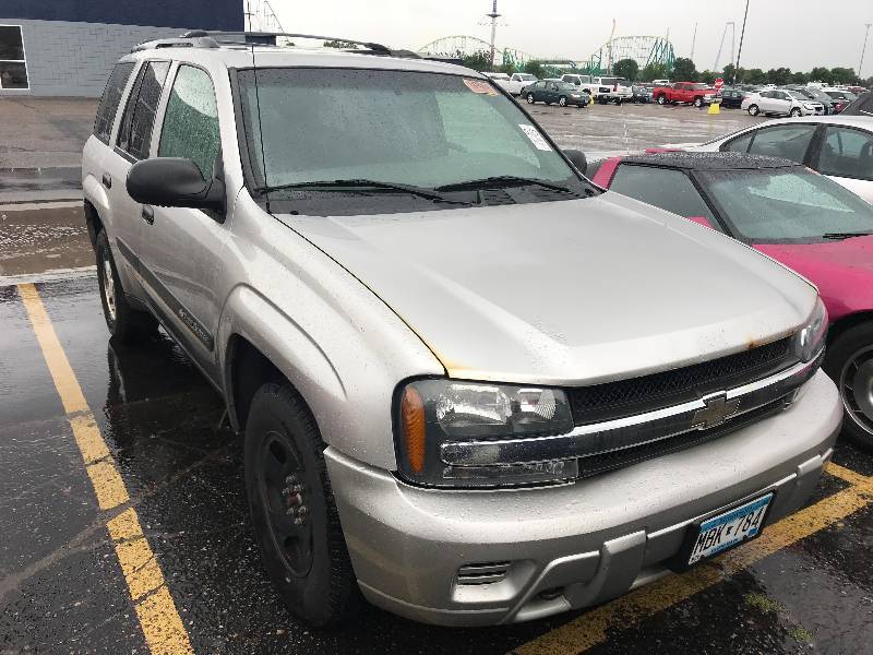 lot 17 image: 2004 Chevrolet Trailblazer LS 4x4