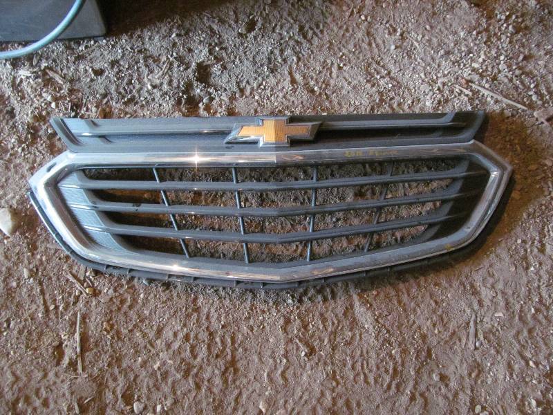 Chevy 2018 Equinox grille