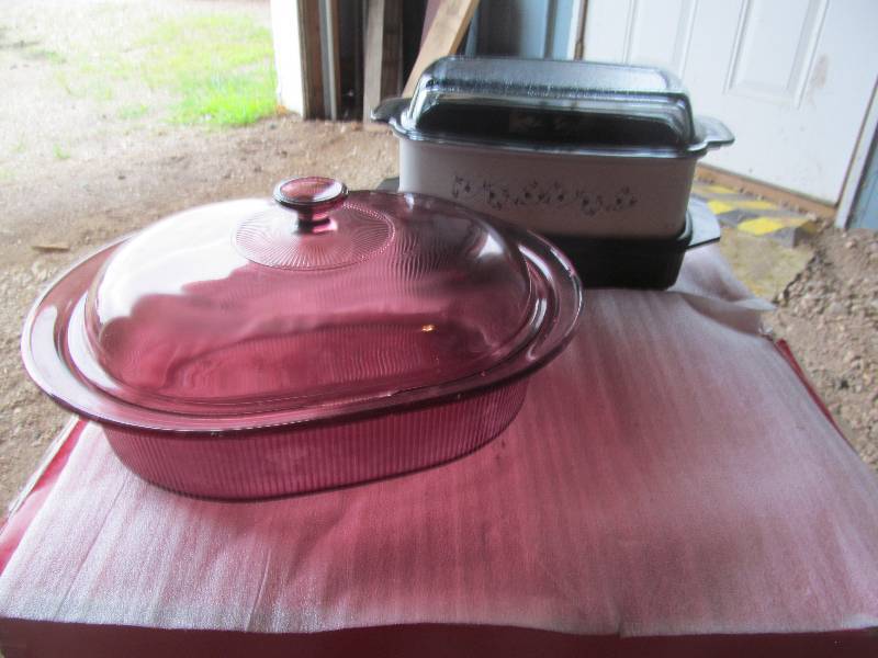 West Bend Slow cooker, glass casserole dish
