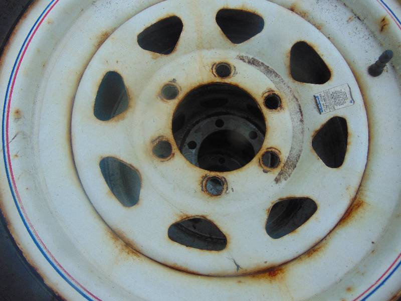 lot 9 image: Set of 4 Used Rims and Tires Size ST22575R15