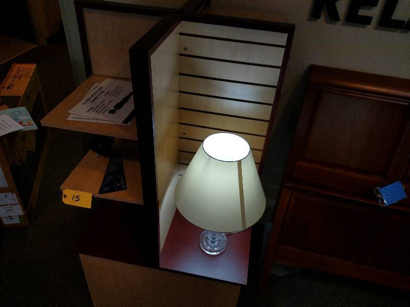 lot 15 image: 4-Sided Display Cart, 32x32x62 Cont...