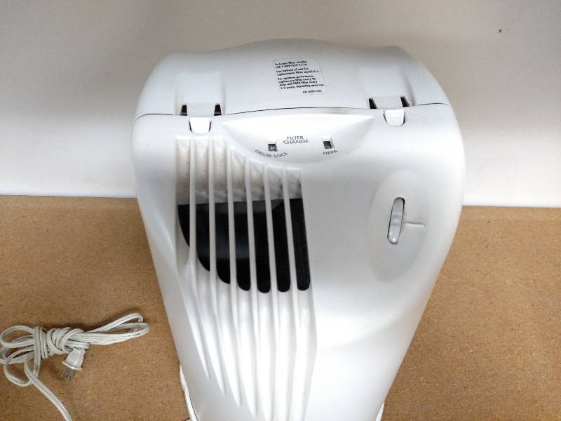 lot 53 image: Honeywell Hepa Air Filter...