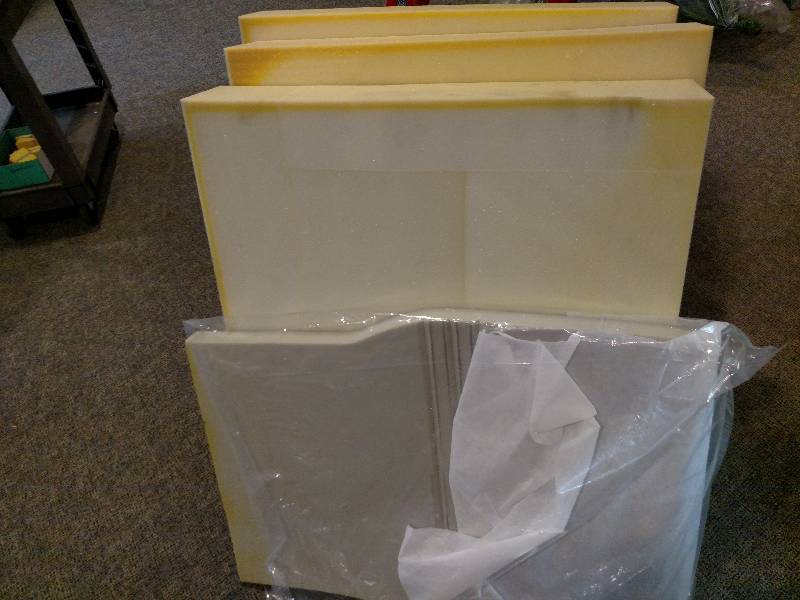 lot 81 image: Asstd Foam...