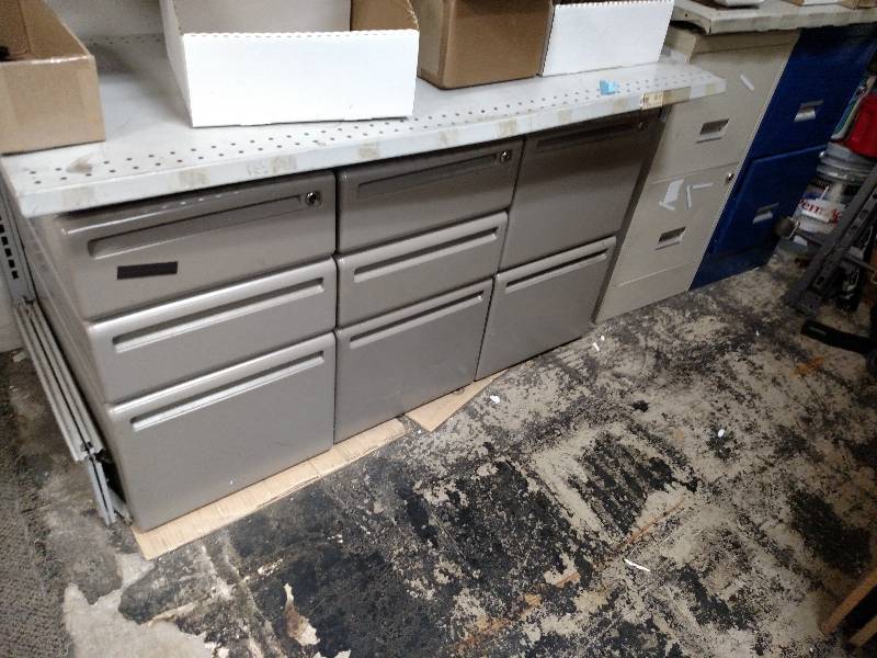 lot 44 image: (2) Sections Shelving, 96x24x36 Con...
