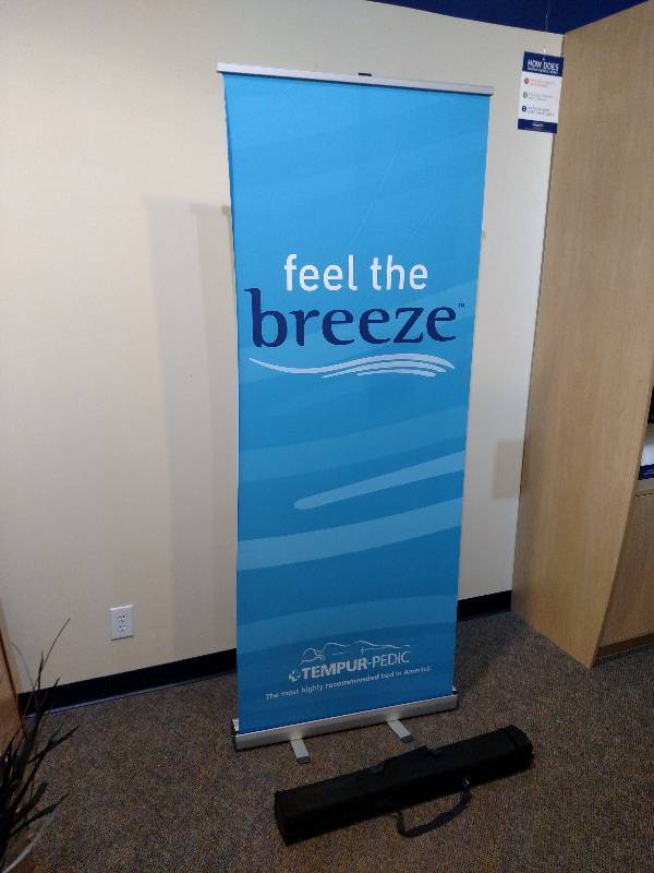 lot 101 image: Mosquito Banner Stand with Case...