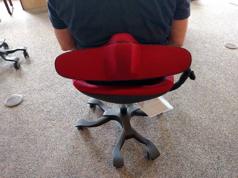 lot 146 image: Gemini Ergonomic Office Chair...